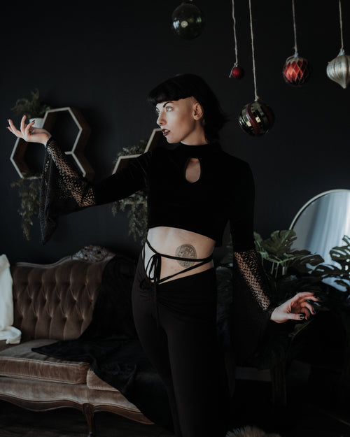Sisters Of Shadow Top - Onyx