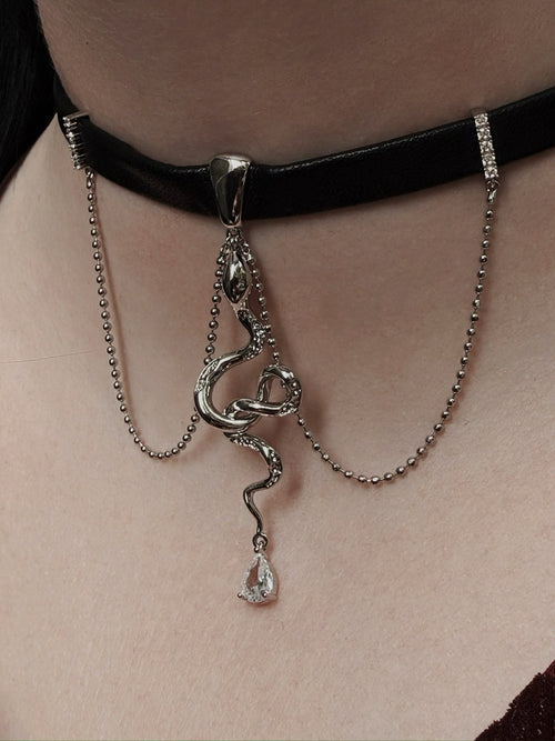 Maison Serpentine Choker